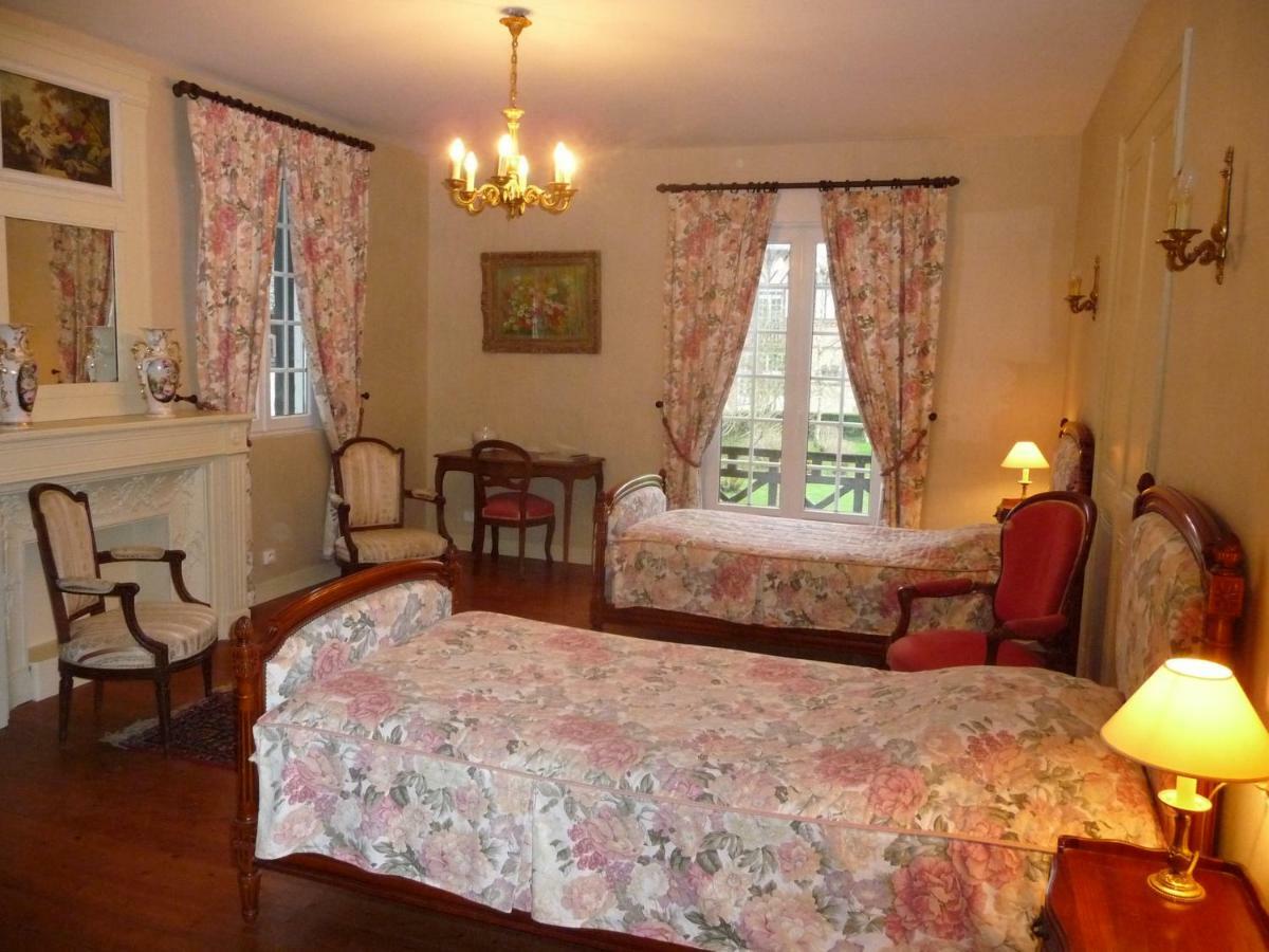 Bed and Breakfast Manoir De Sens Beuvron-en-Auge Exterior foto
