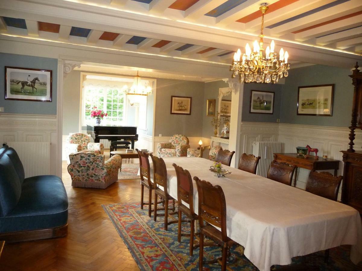 Bed and Breakfast Manoir De Sens Beuvron-en-Auge Exterior foto