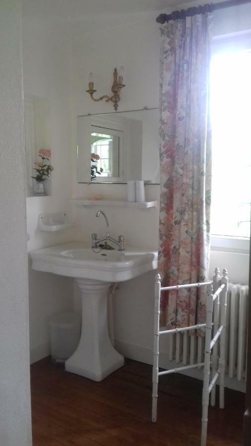 Bed and Breakfast Manoir De Sens Beuvron-en-Auge Exterior foto